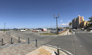 新井海岸駐車場